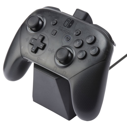 Nintendo Switch Proコントローラーを充電