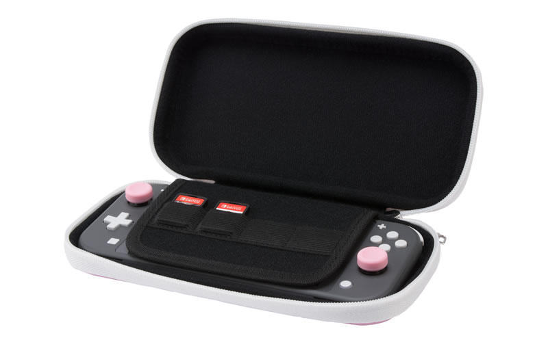 ケース内部にはSwitch用ゲームカードを4枚収納できる液晶保護パッド付き　CYBER・セミハードケース スリム プラス（SWITCH Lite用）〈ピンク〉