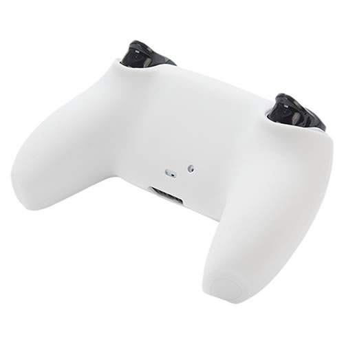 CYBER・コントローラーシリコンカバー（PS5用）〈ホワイト〉装着図背面