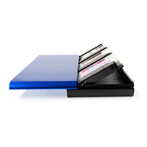 CYBER・フラットカードケース（3DS用）〈ブルー〉カバーをスライドさせて、スムーズに開閉